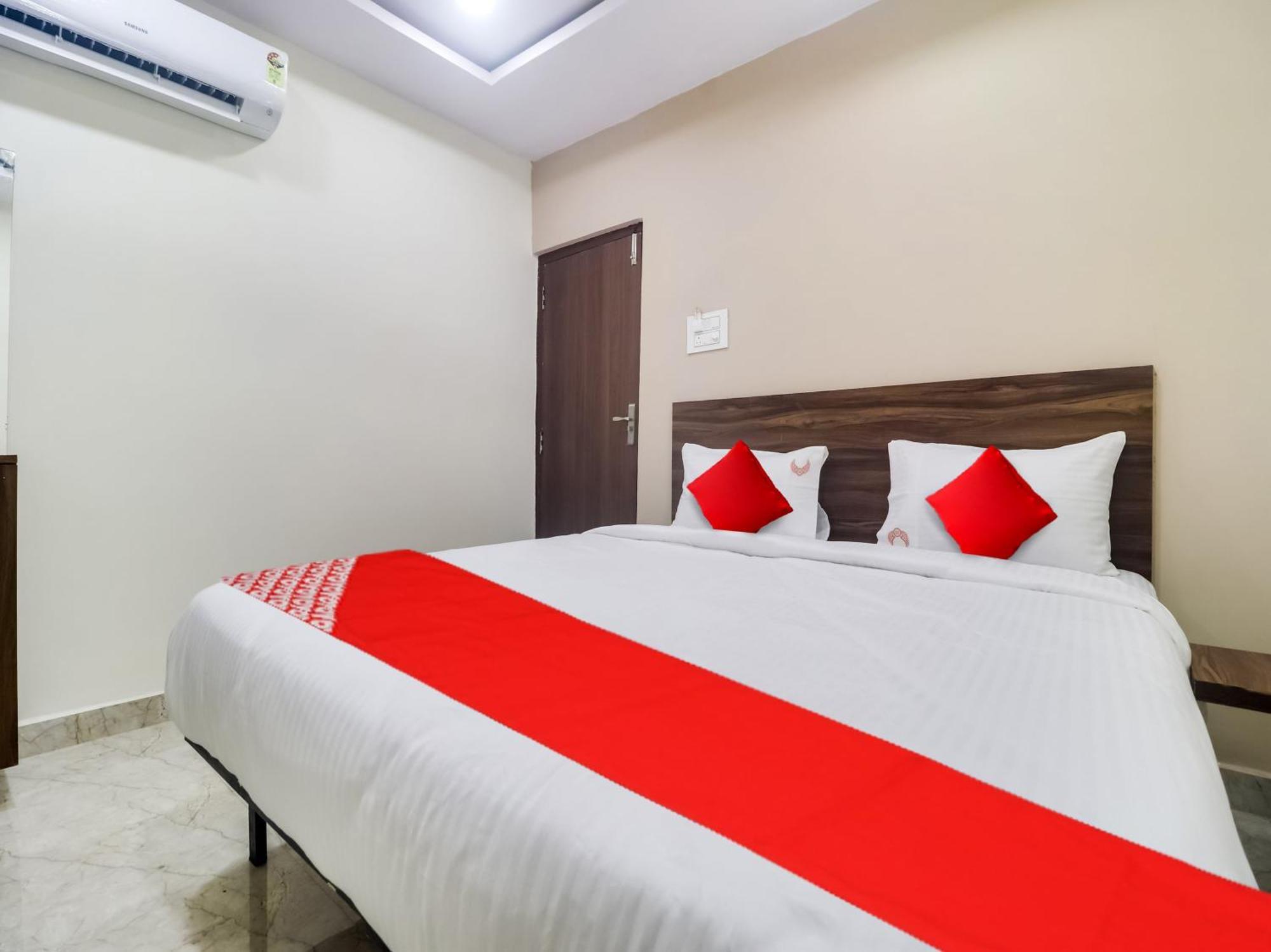 Hotel O Red Stone Hotels Hyderabad Esterno foto