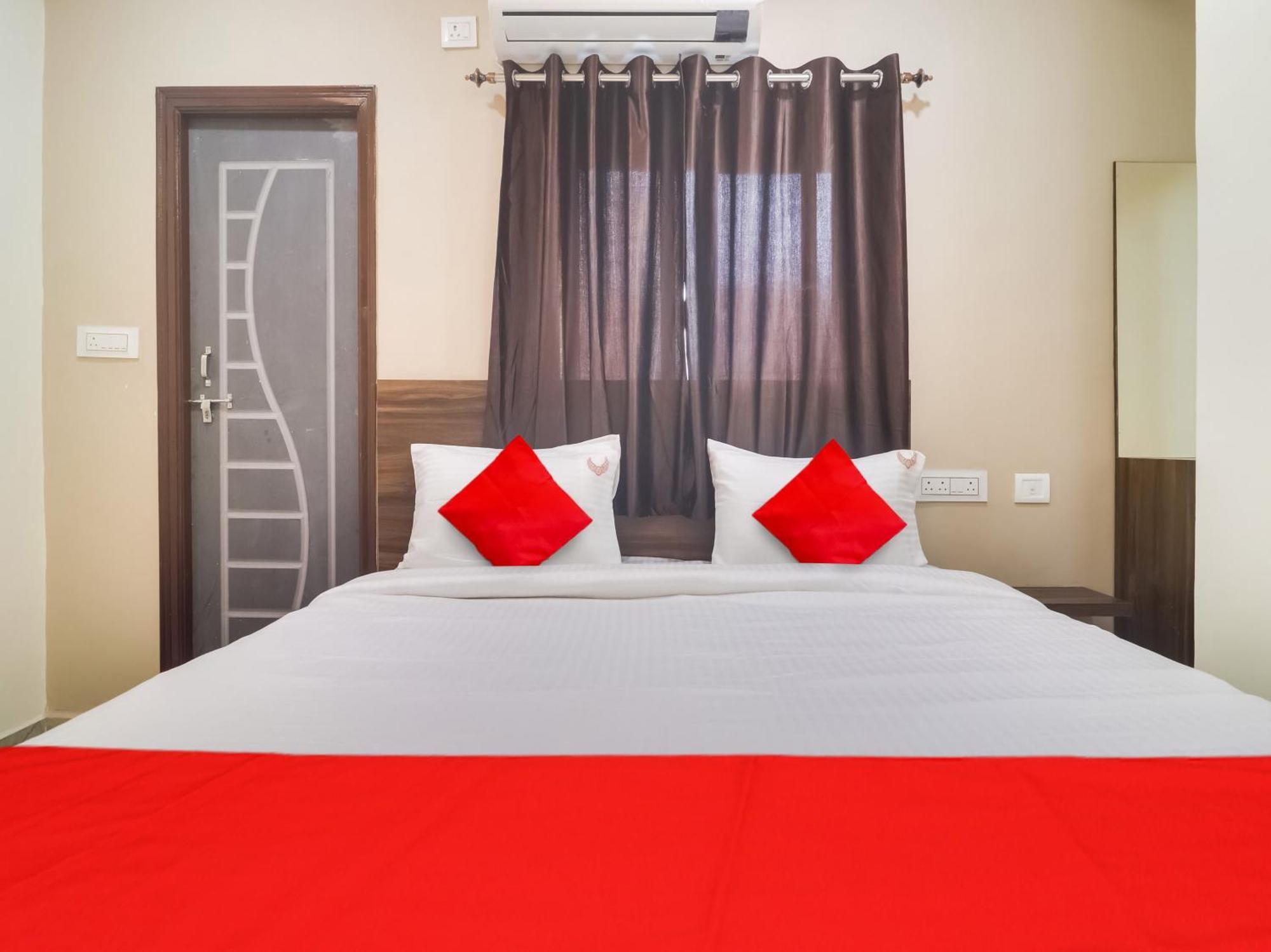 Hotel O Red Stone Hotels Hyderabad Esterno foto