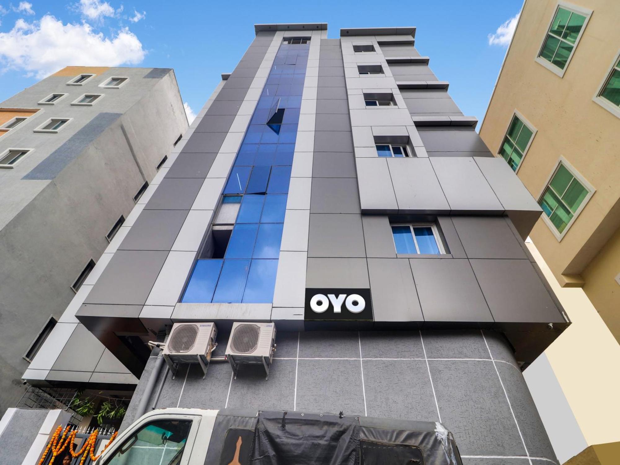 Hotel O Red Stone Hotels Hyderabad Esterno foto